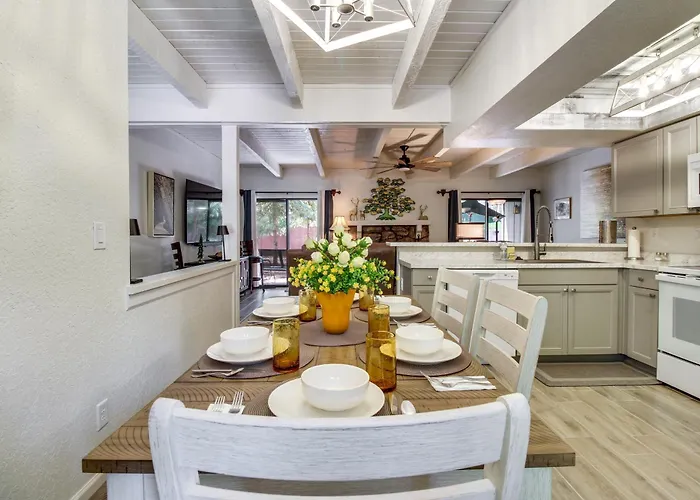 Great For Families! Pinetop Sanctuary W/ Patio Holiday home